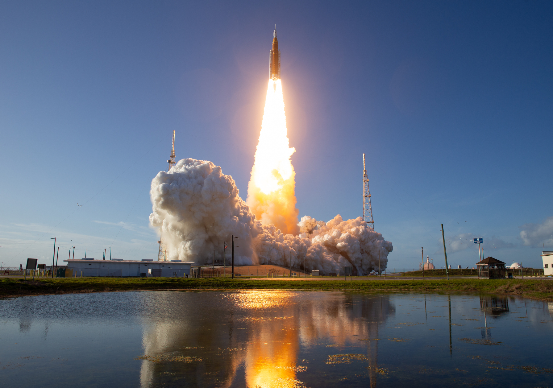 Artemis III, photo by NASA